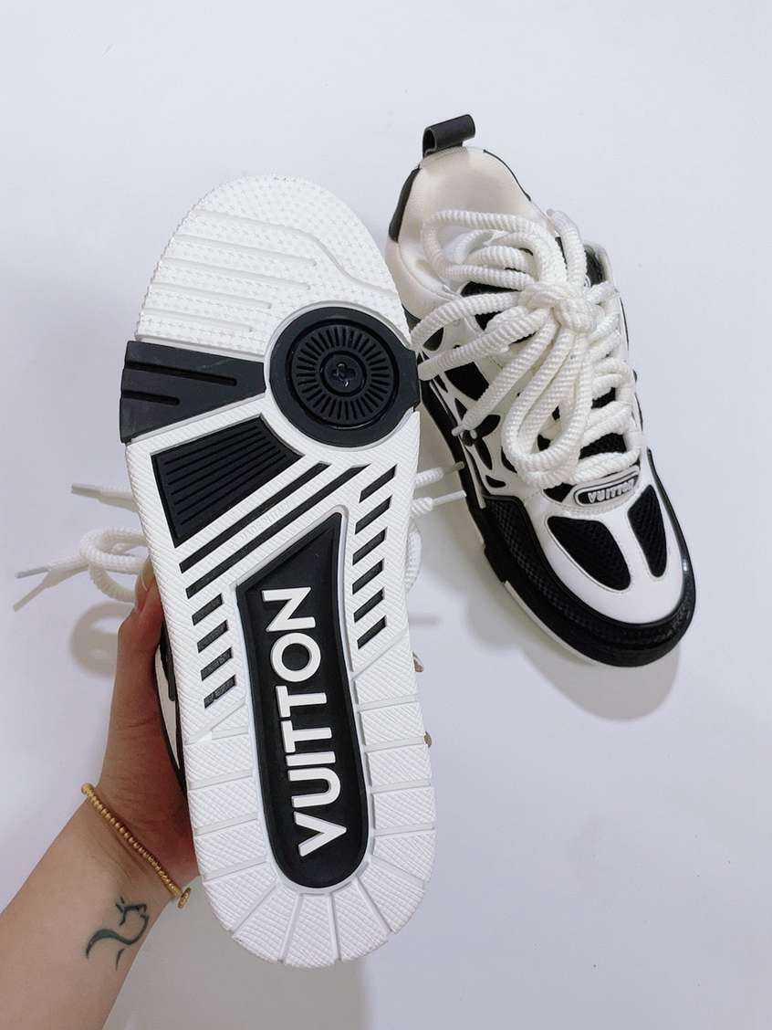 Louis Vuitton LV Skate Sneaker
Black White