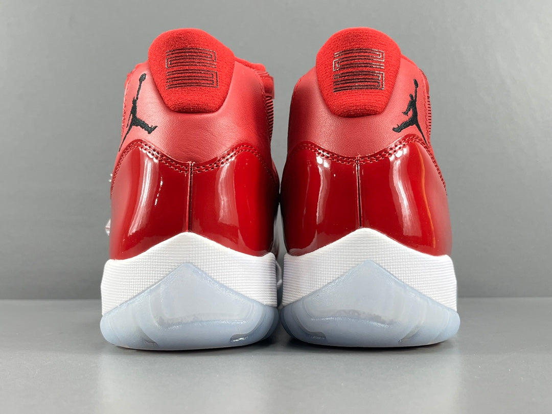 Nike Air Jordan 11 Retro