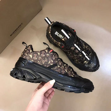 Burberry Arthur Sneakers