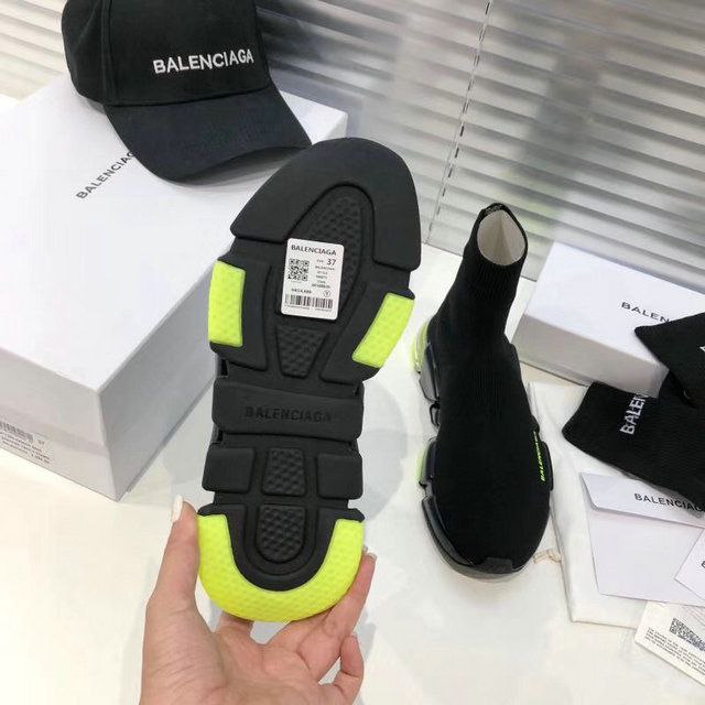 BALENCIAGA